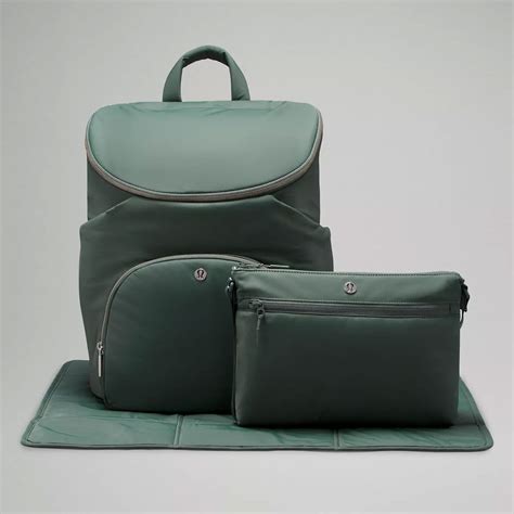 lululemon diaper bag dupe.